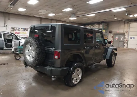 2017 Jeep Wrangler Unlimited Sport 4X4 из США, поврежденный, VIN 1C4HJWDG7HL734929